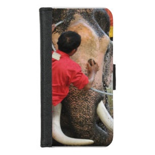 Elephant Bathtime ... Ayutthaya, Thailand iPhone 8/7 Wallet Case