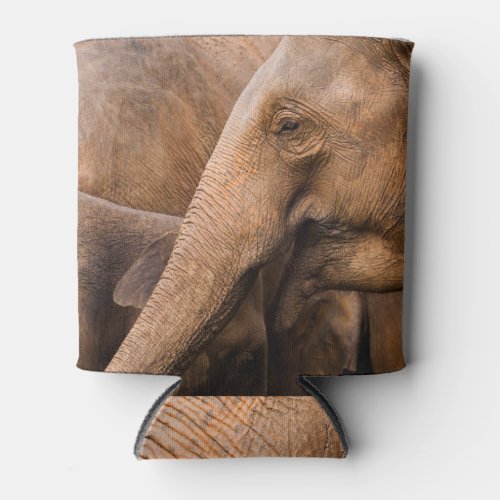 Elephant Family Majestic Wildlife Can Cooler