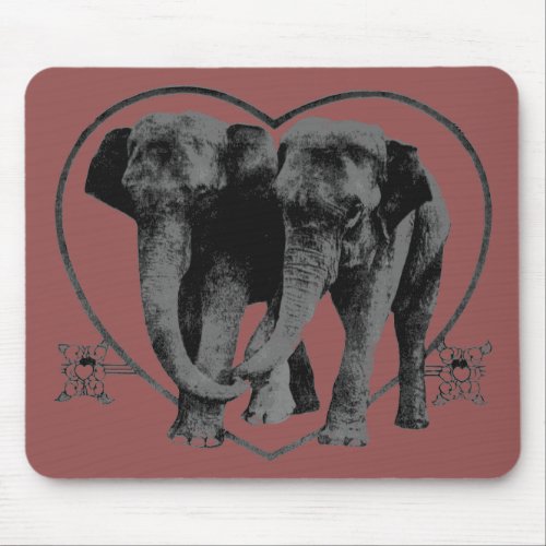 elephants in love mouse pad
