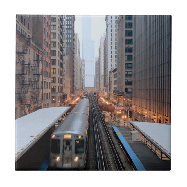 Elevated rail in downtown Chicago over Wabash Tile (Front)