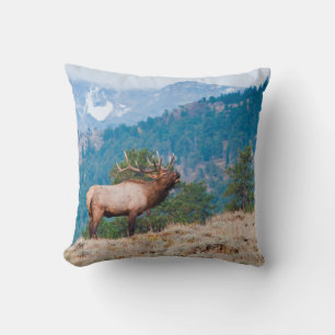 Elk (Cervus Elephus) Bull Bugling Throw Pillow