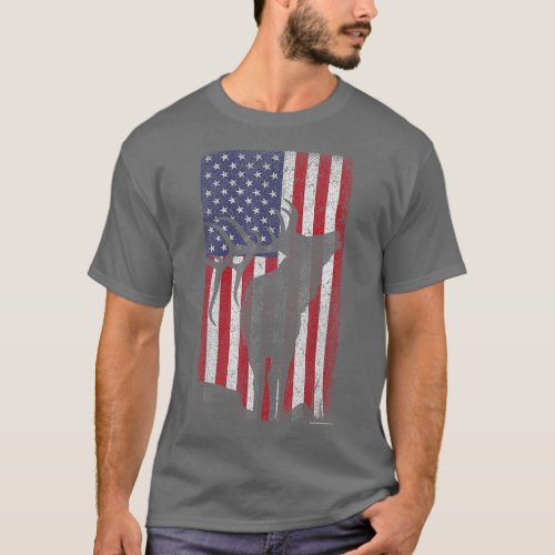 Elk Hunting Bugling Bull US Flag  American Retro  T_Shirt