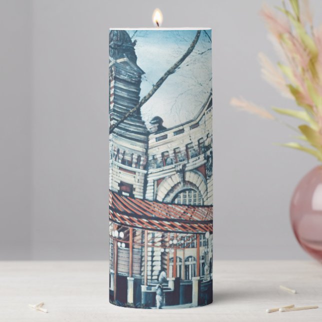 Ellis Island Pillar Candle (In Situ)