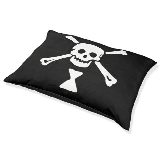 Emanuel Wynne Pirate Flag Jolly Roger Pet Bed