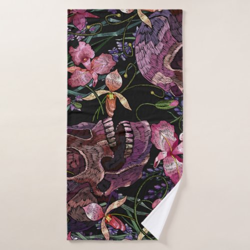 Embroidered Skull Gothic Orchid Pattern Bath Towel