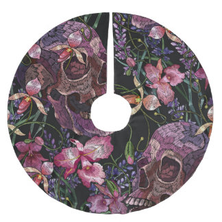 Embroidered Skull: Gothic Orchid Pattern Brushed Polyester Tree Skirt