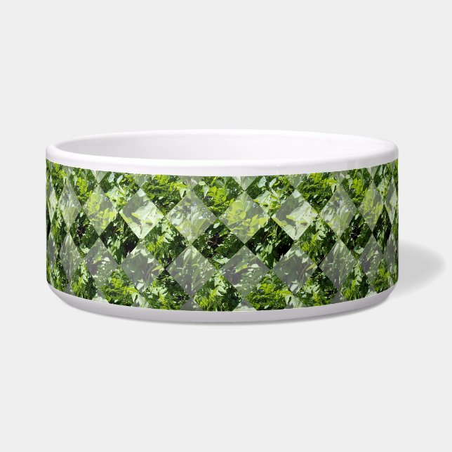 Emerald Elegance: Green Leaves in Diamond Cut, Bowl (Front)