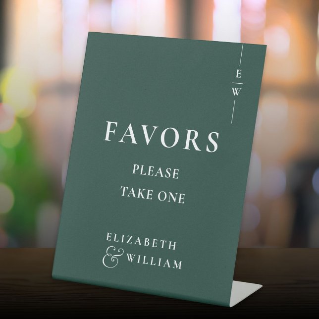 Emerald Green Modern Monogram Favors Wedding Pedestal Sign (Emerald Green Modern Monogram Favors Wedding Pedestal Sign)
