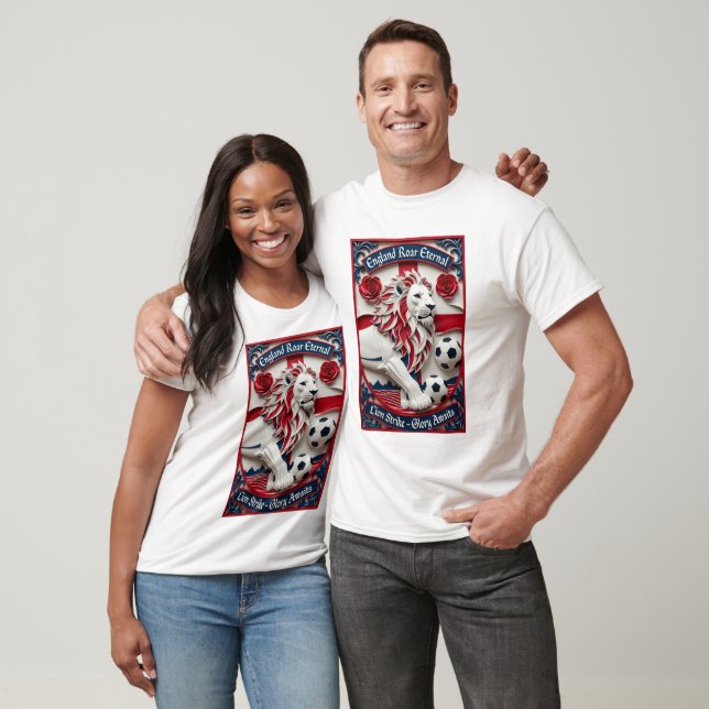 England Lion Strike Soccer, Football Pride Gift T-Shirt (Unisex)