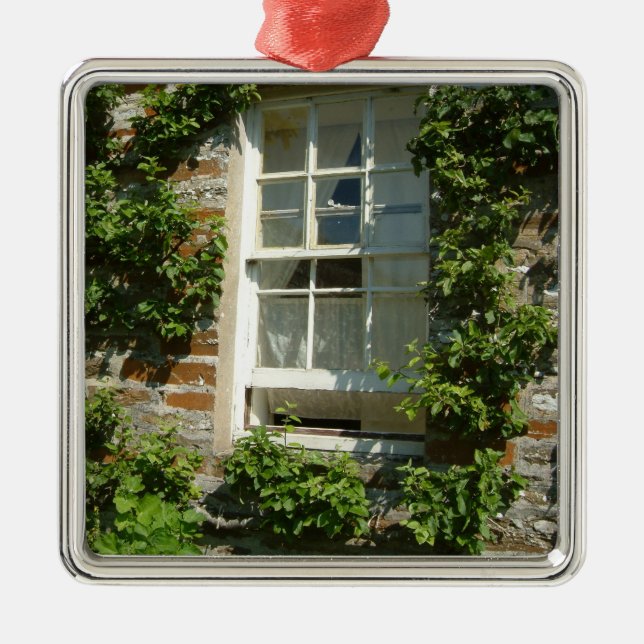 English Cottage I Charming Metal Ornament (Front)