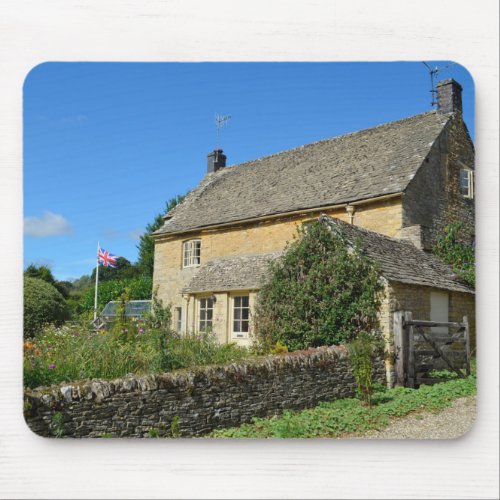 English cottage with garden mousepad