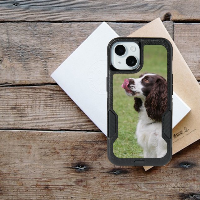 English Springer Spaniel Sitting iPhone 15 Case (Creator Uploaded)