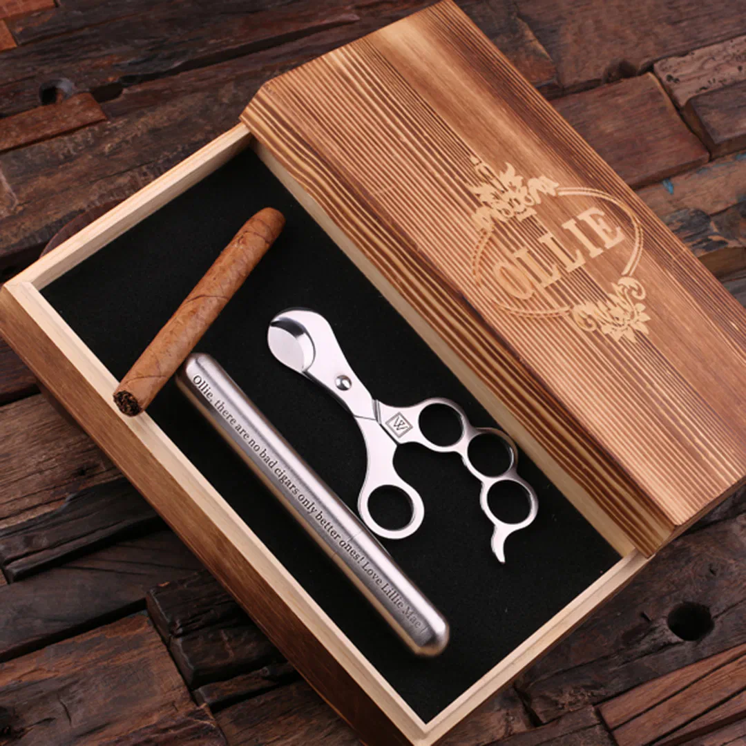 Engraved Cigar Gift Set with Cutter and Holder (Inside)