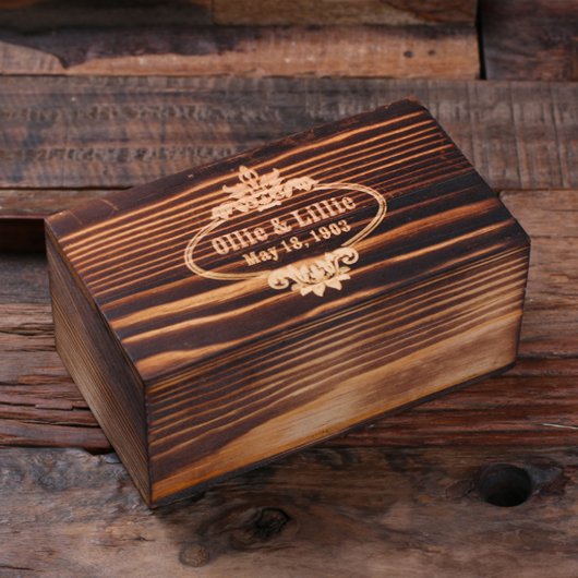 Engraved Gift Box & Heart Shape Wine Stopper (Front Top)