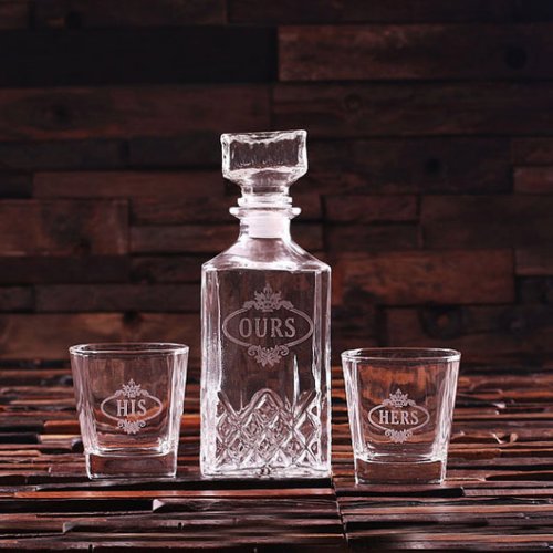 Engraved Liquor Decanter w Whiskey Glasses