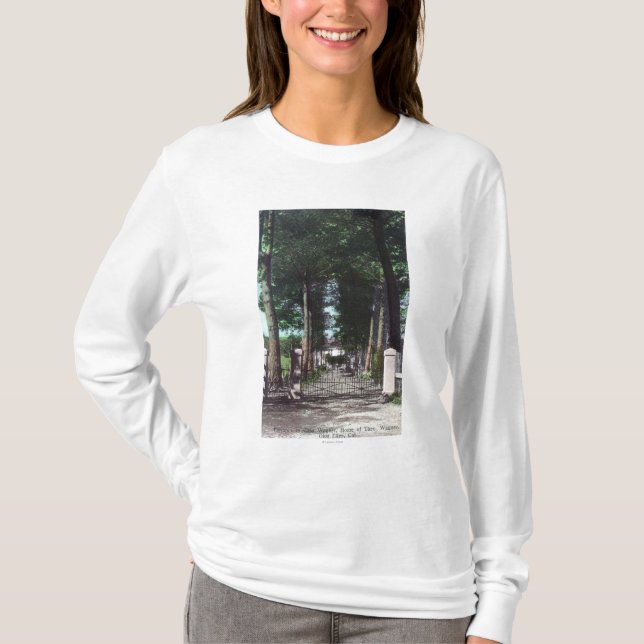 Entrance to Casa Theodore Wagner View T-Shirt (Front)