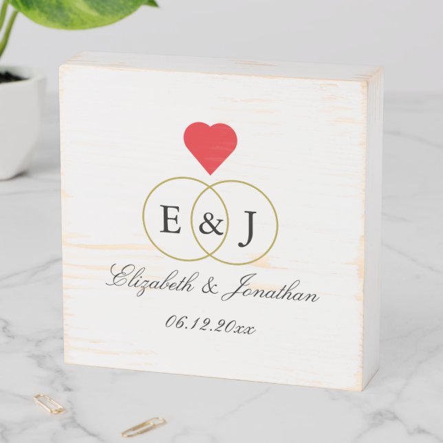 Entwined Rings Wedding Wooden Box Sign (In Situ Horizontal)