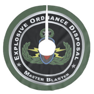 EOD BRUSHED POLYESTER TREE SKIRT