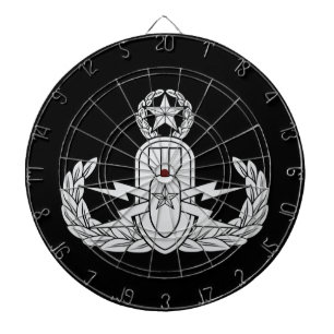EOD Master Dartboard With Darts