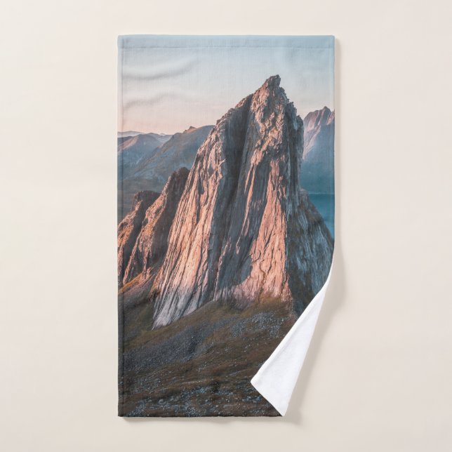 Epic Mountain Norway Hand Towel (Hand Towel)
