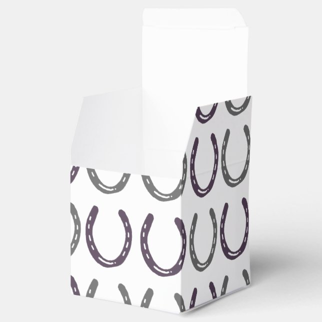 Equestrian Themed Horse Shoes Pattern Favor Boxes (Opened)