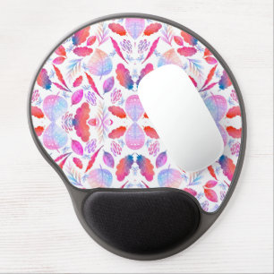 Ergonomic mouse pad with a colorful