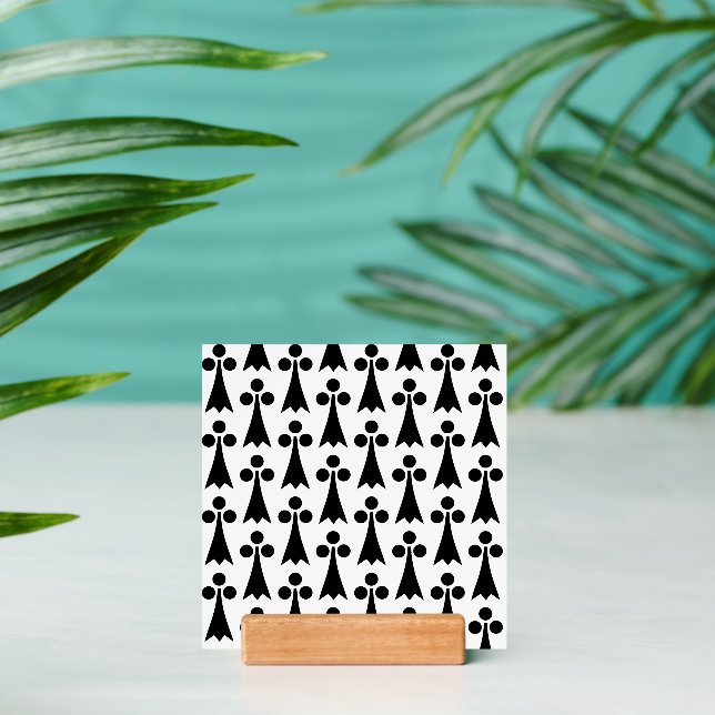 Ermine Pattern, Medieval Pattern, Black on White Holder (Insitu 2)