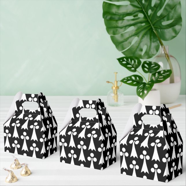 Ermine Pattern, Medieval Pattern, White on Black Favor Boxes (Multiple)