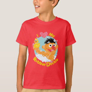 Ernie Loves Duckie T-Shirt
