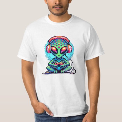 Escape Your World  Pixel Art Alien T_Shirt