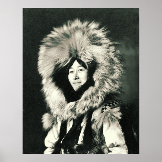 Eskimo Woman Posing 1915 Poster (Front)