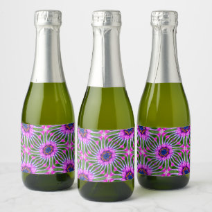 Esthetic Daisy Pattern Sparkling Wine Label