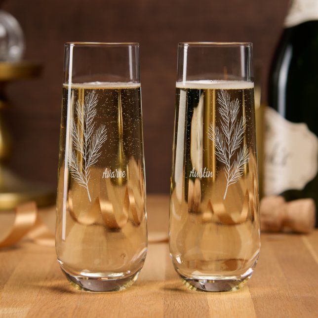 Etched Pine Branch Wine Glass (Party)