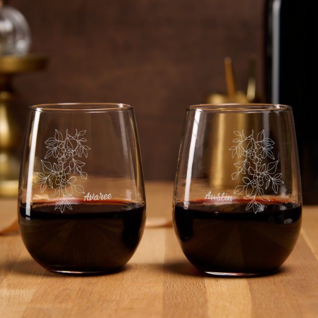 Etched Winter Berries Wine Glass (Party)