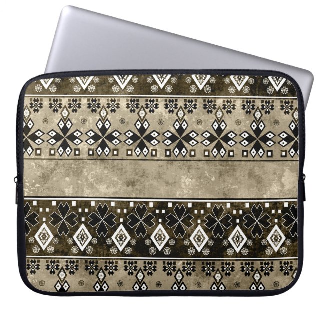 Ethnic Boho Grunge: Colorful Pattern Laptop Sleeve (Front)