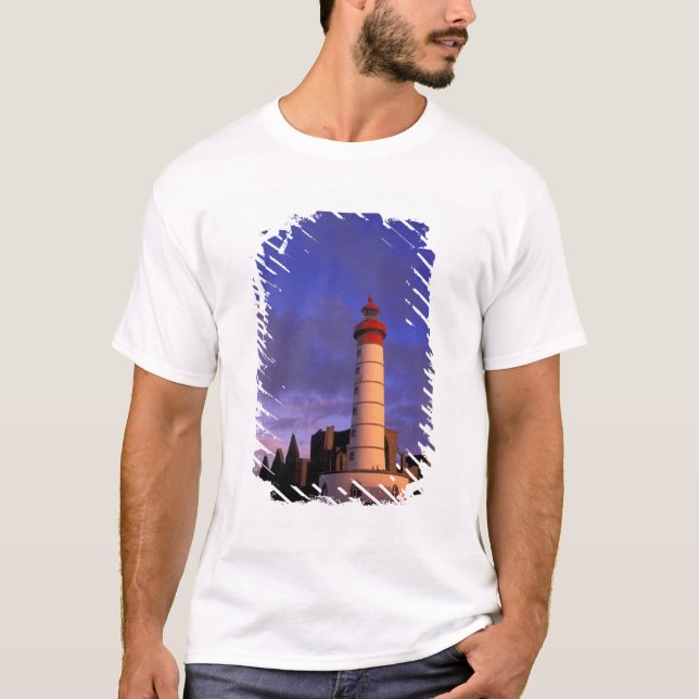 EU, France, Brittany, Finistere, St. Mathieu, T-Shirt (Front)