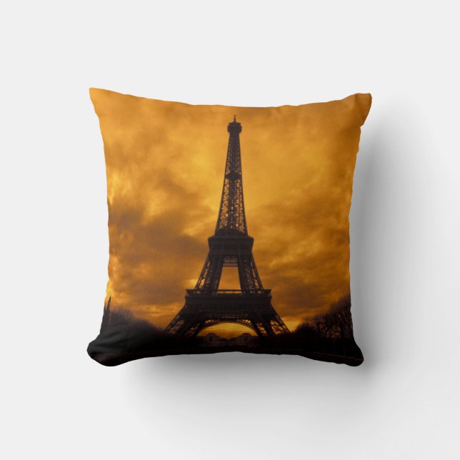 EU, France, Paris.  Eiffel Tower. Throw Pillow (Front)