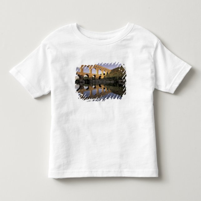 Europe, France, Provence, Gard; Pont du Gard, Toddler T-shirt (Front)