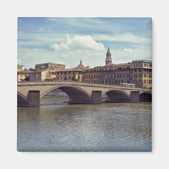 Europe, Italy, Florence. The Arno River flows Magnet (Front)