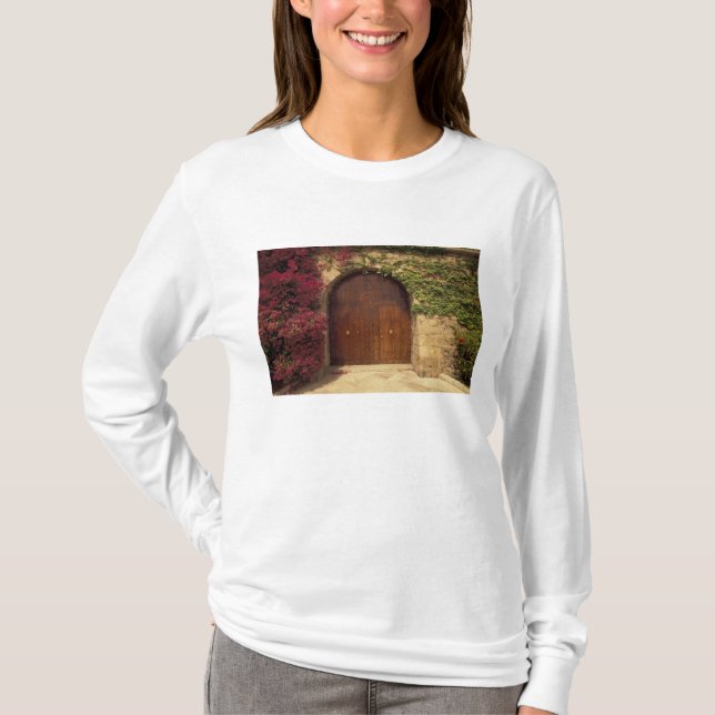 Europe, Spain, Balearics, Mallorca, Palma de T-Shirt (Front)