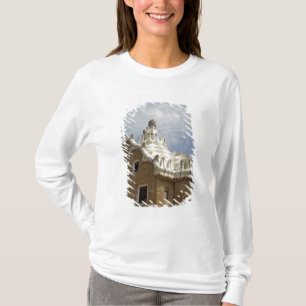 Europe, Spain, Catalunya, Barcelona. Park Guell, T-Shirt