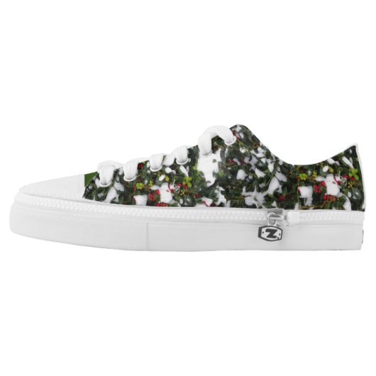 European Holly with Snow Low Top Shoes (Left Shoe Outside)