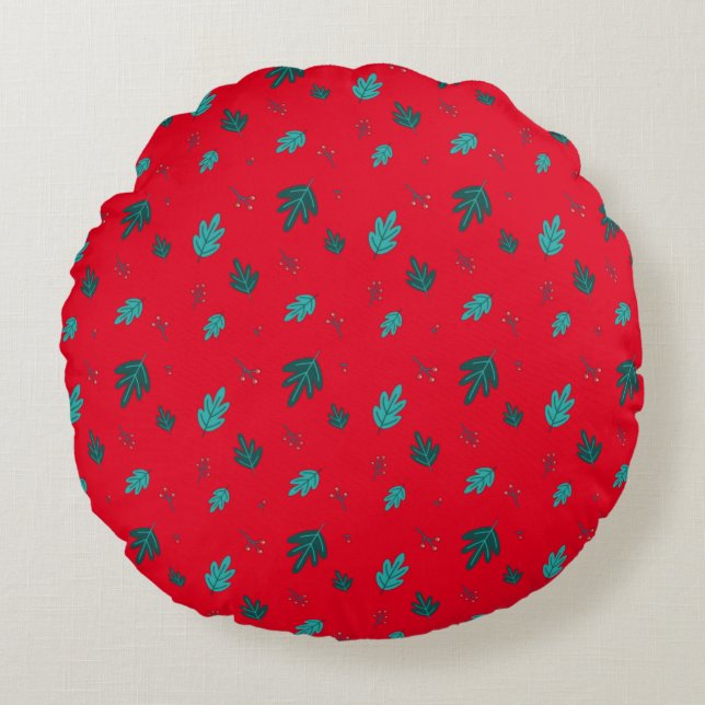 Evergreen Tree Leaves & Red Holly Berries Round Pillow (Front)