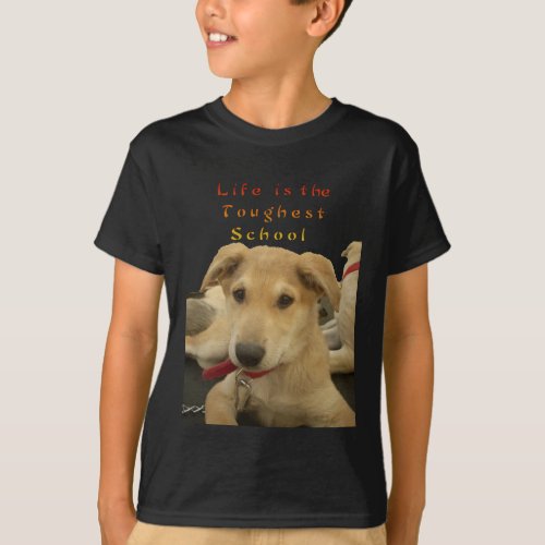 Every Dog Has iTS  DAY  Hakuna Matata Happy days a T_Shirt