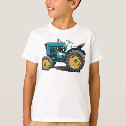 Everybody loves a big old tractor T_Shirt