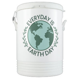 Everyday Is Earth Day - Vintage Green Earth Lover Beverage Cooler