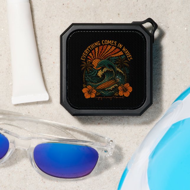 Everything Comes In Waves Retro Bluetooth Speaker (Insitu(Beach))