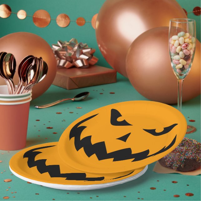 Evil Jack-o-Lantern Halloween Pumpkin Face Mwahaha Paper Plates (Multi)