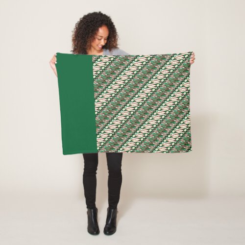 Exclusive Batik Parang Two Tone Pattern Green Edit Fleece Blanket