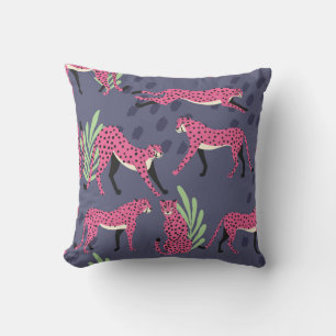 Exotic cheetahs: colorful vintage pattern. throw pillow
